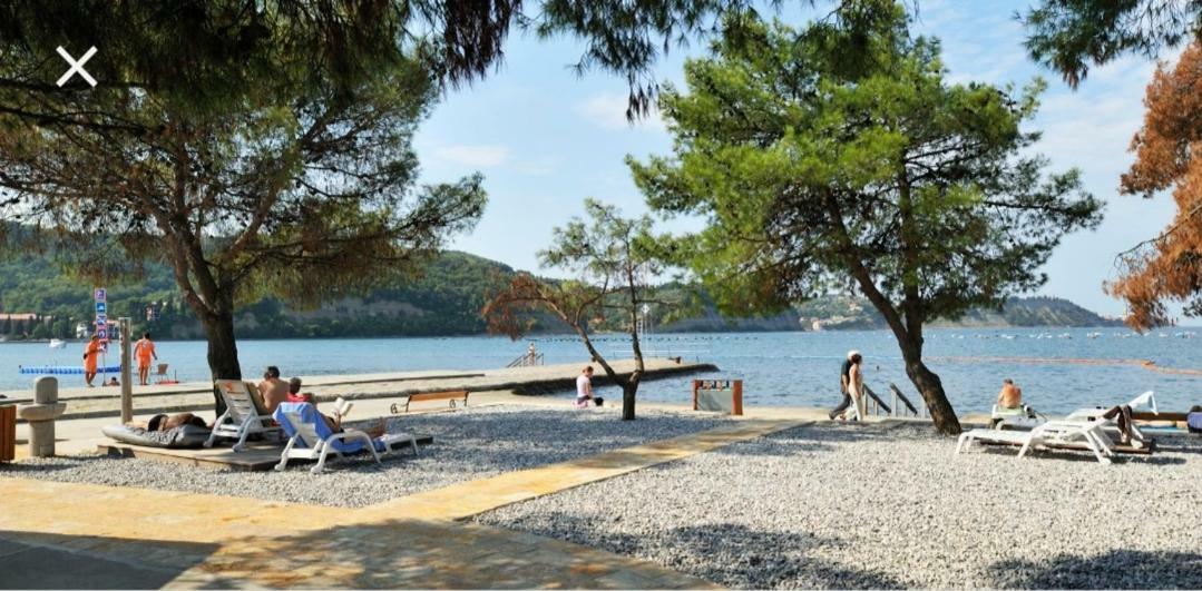 Apartamento Tunia Strunjan Exterior foto
